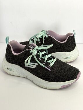 Skechers Women's Arch Fit Comfy Wave Sneakers Size 8
